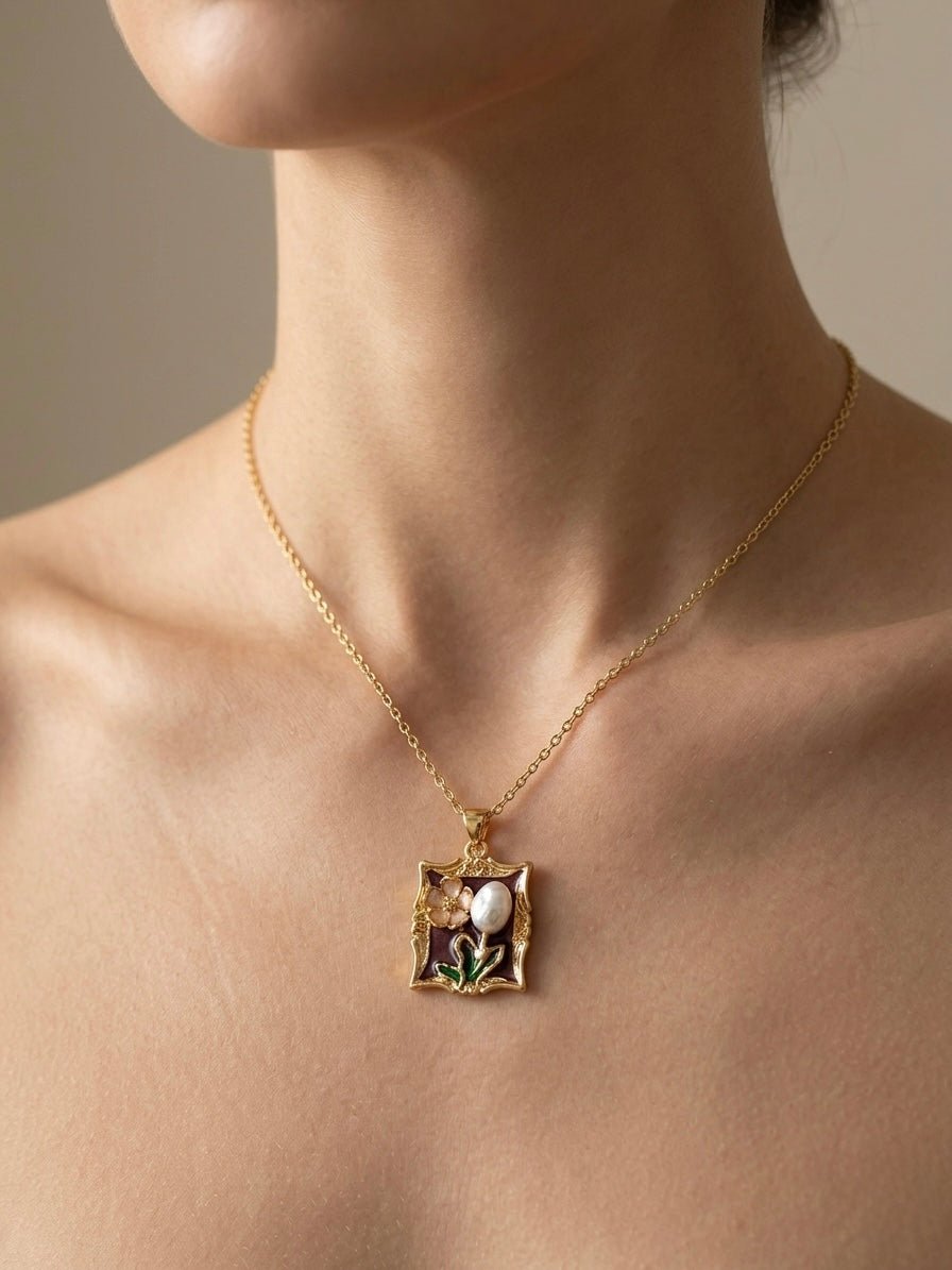 Minimal Stainless Steel Necklace - Cameo