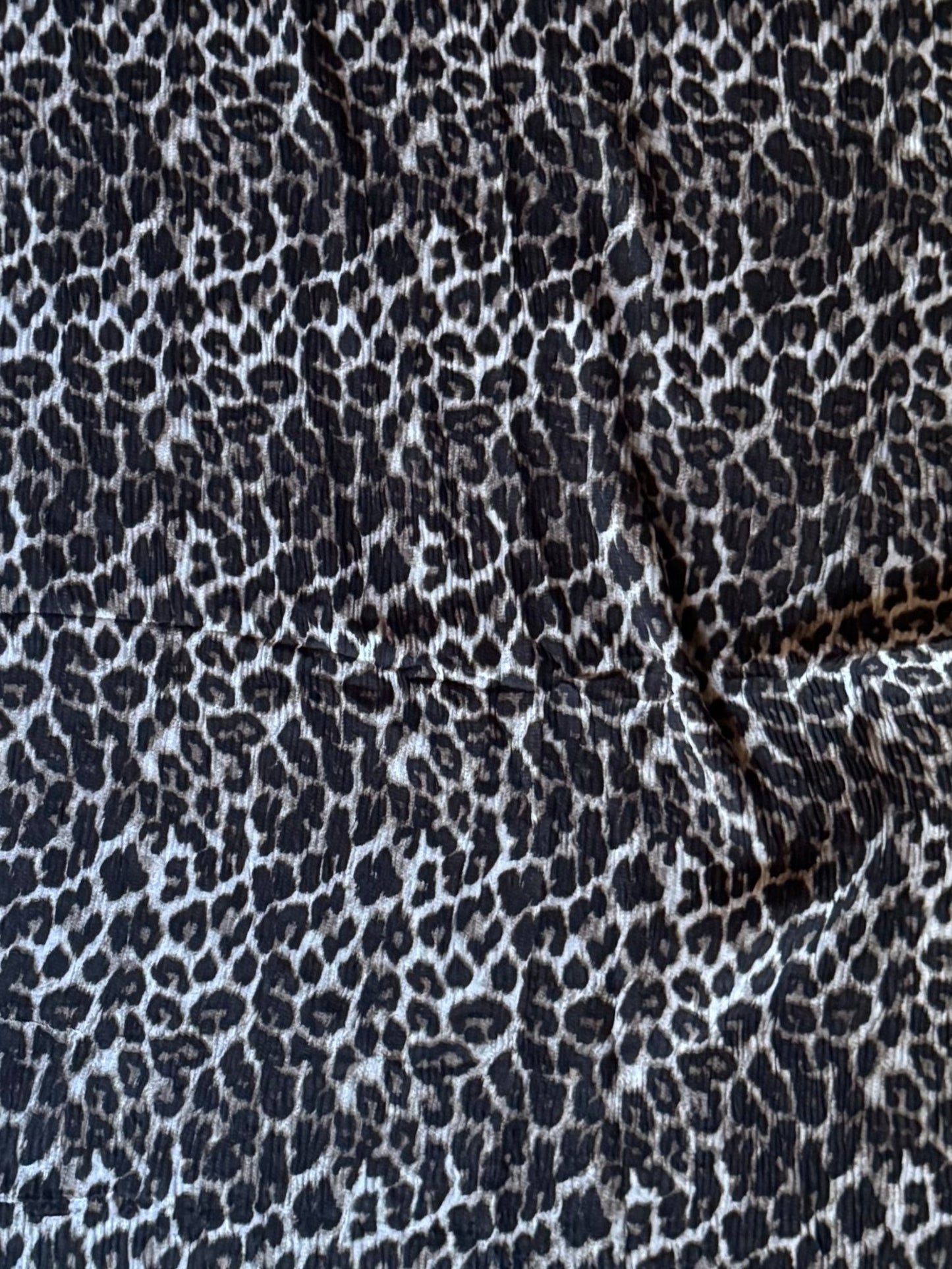 Pleated Lawn Hijab – Soft Summer Viscose | Leopard Print - Cameo