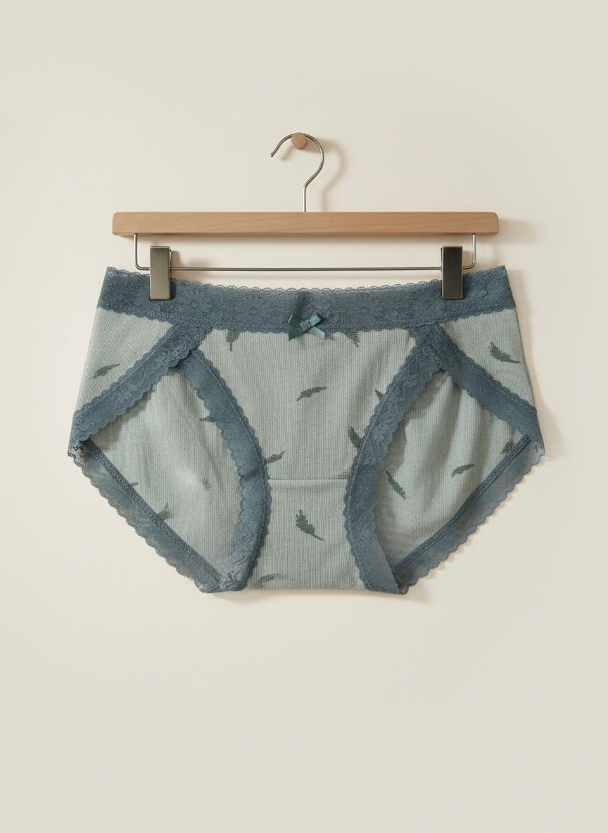 Self Embroided Rib Lace Panty - Free Size - Cameo