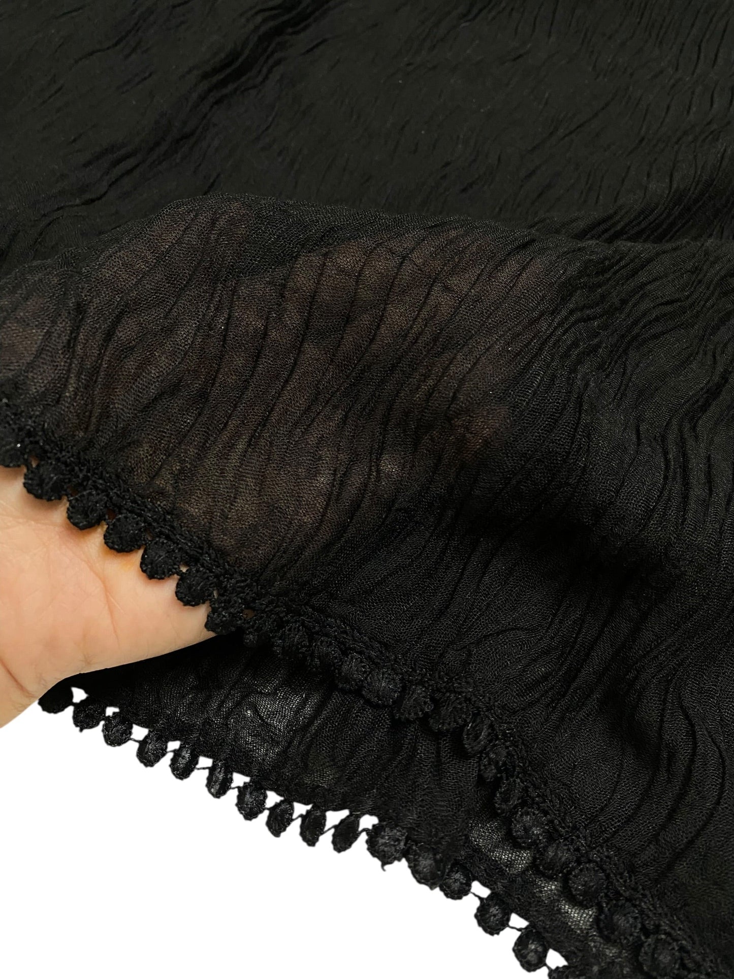 Pleated Laced Hijab - Black