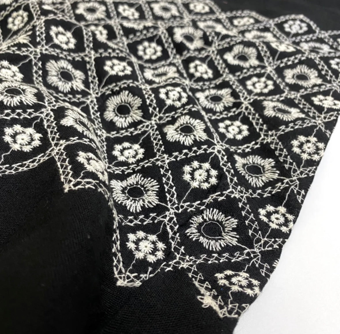 Diamond Embroidery - Black - Cameo