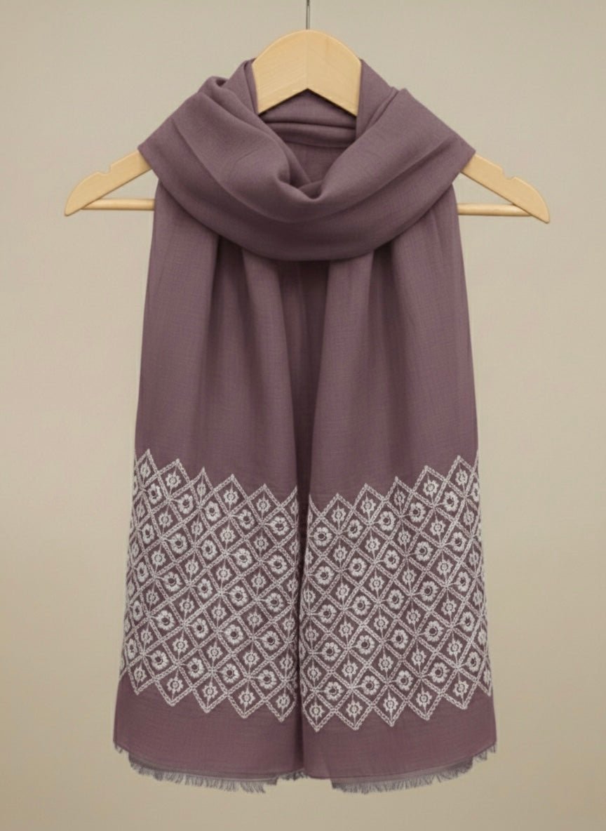 Diamond Embroidery - Mauve - Cameo
