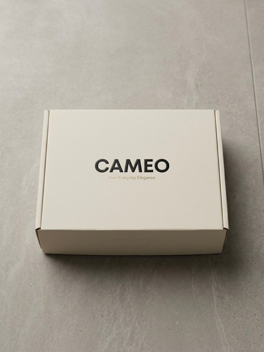 Empty Gift Box - Cameo