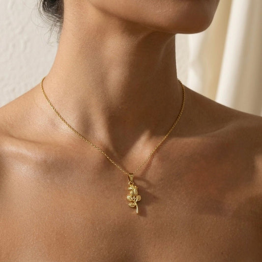 Minimal Stainless Steel Necklace - Cameo