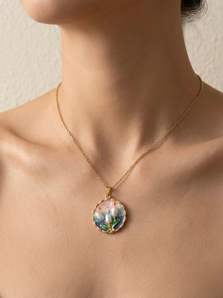 Minimal Stainless Steel Necklace - Cameo