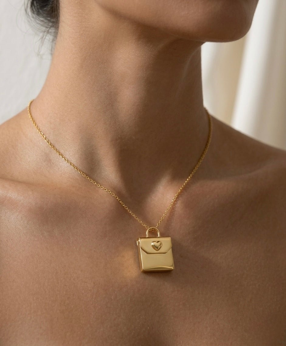 Minimal Stainless Steel Necklace - Cameo