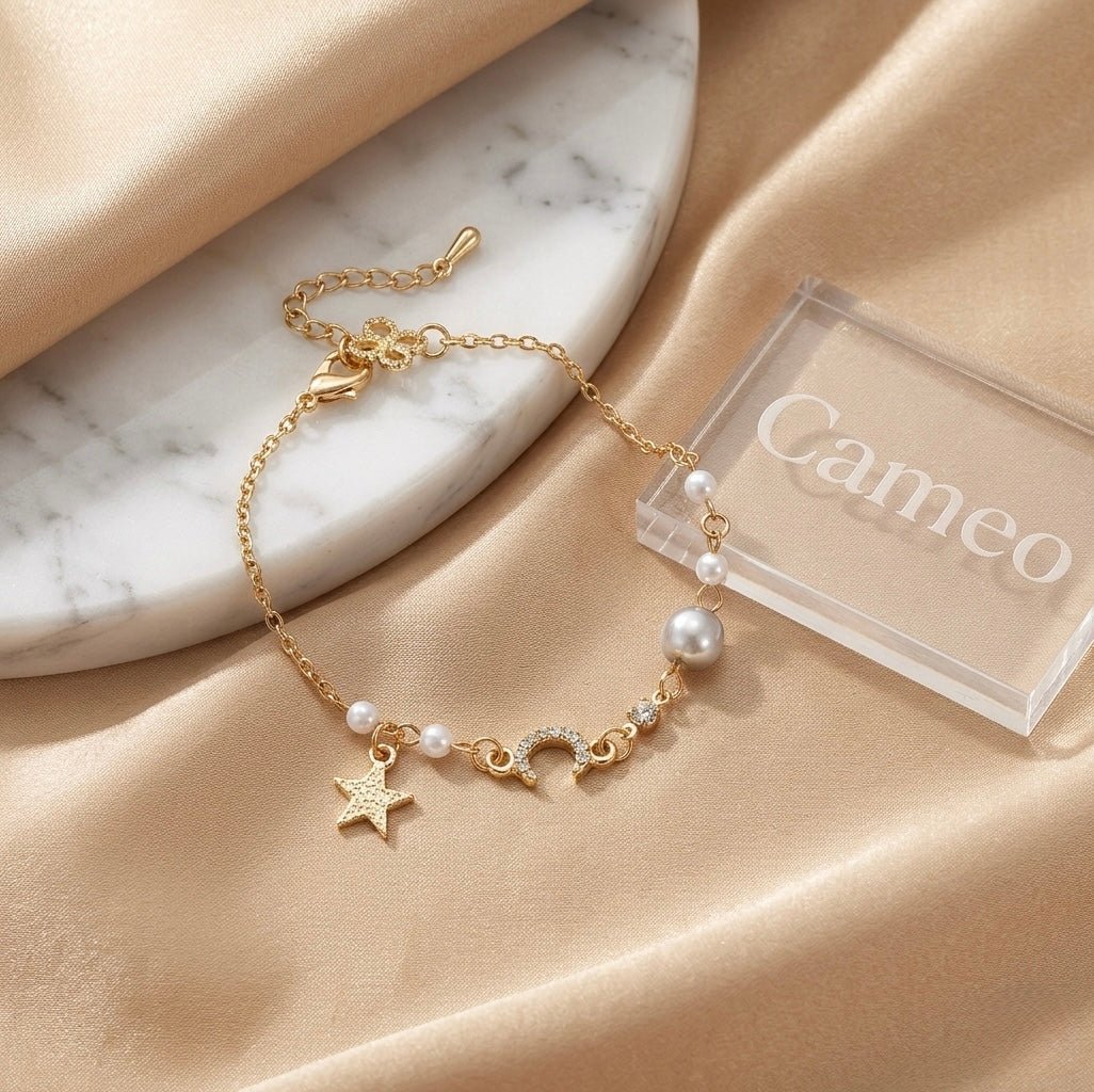 Moon Gold - Bracelet - Cameo