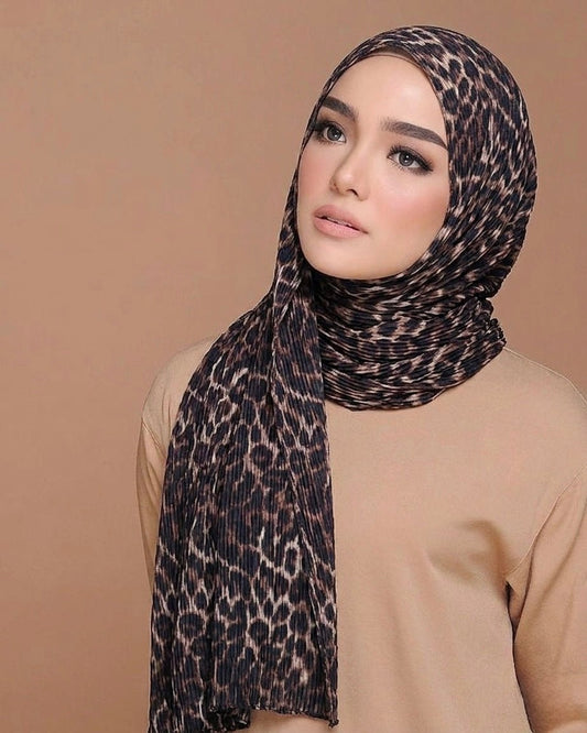 Pleated Lawn Hijab – Soft Summer Viscose | Leopard Print - Cameo