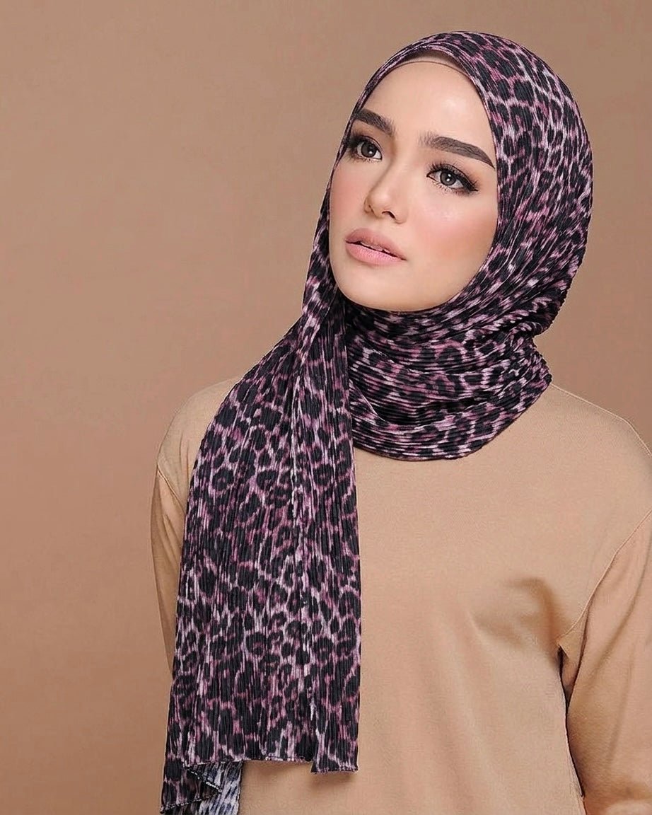 Pleated Lawn Hijab – Soft Summer Viscose | Leopard Print - Cameo