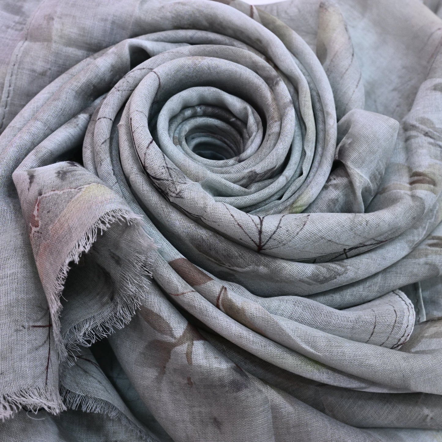 Printed Lawn Hijab - Cameo