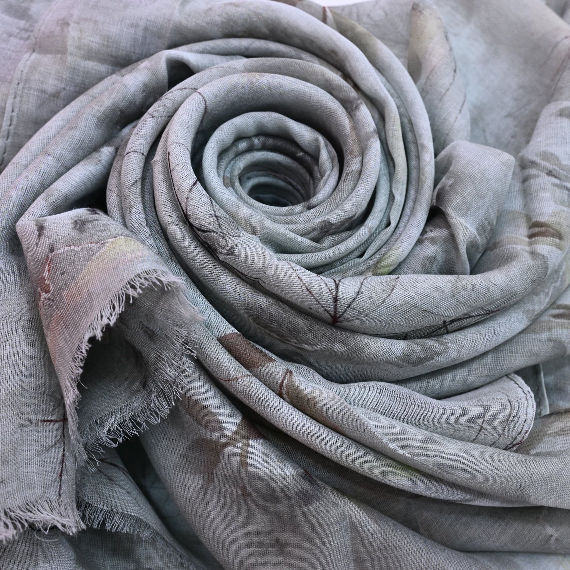 Printed Lawn Hijab - Cameo