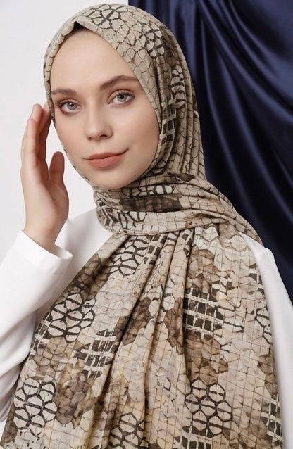 Tarkashi Summer Lawn Hijab - Cameo