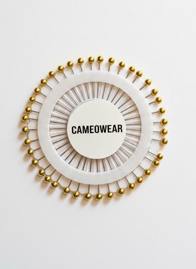 Wheel Hijab pins - Cameo